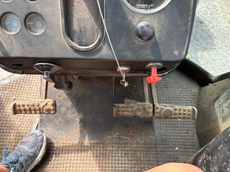 john-deere-4230-image-19