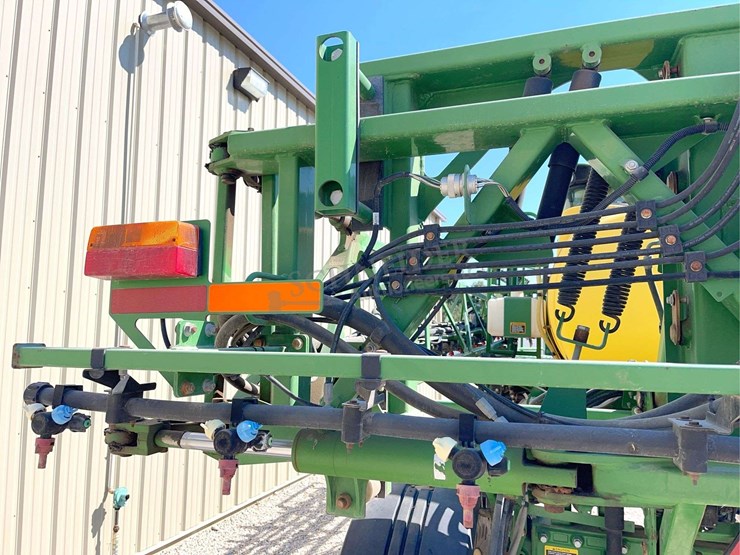 2010-john-deere-4630-image-17