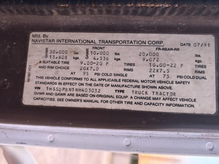 1991-international-185-image-17