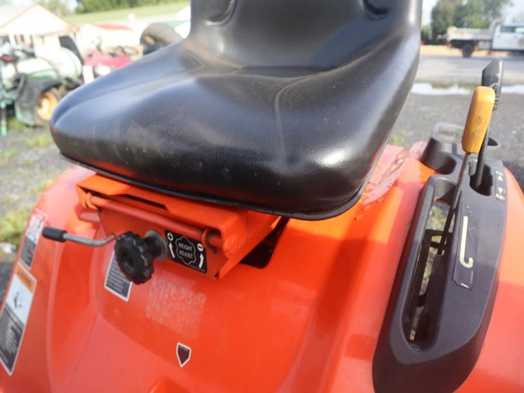 kubota-gr2120-image-21