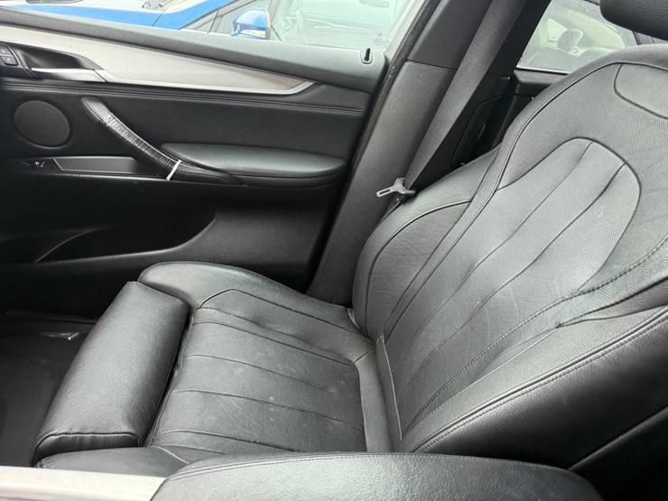 2014-bmw-x5-image-27