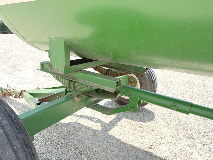 1,000-gallon-anhydrous-wagon-image-26