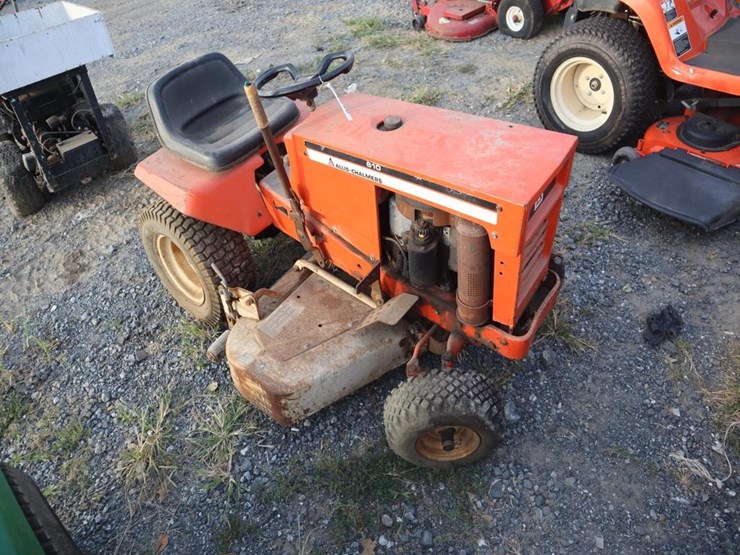 allis-chalmers-610-lawn-&-garden-tractor-image-2
