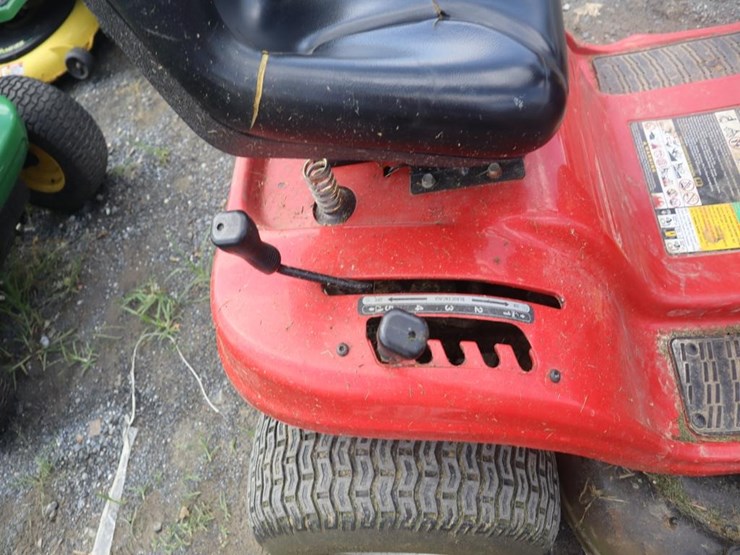 troybilt-riding-mower-image-16