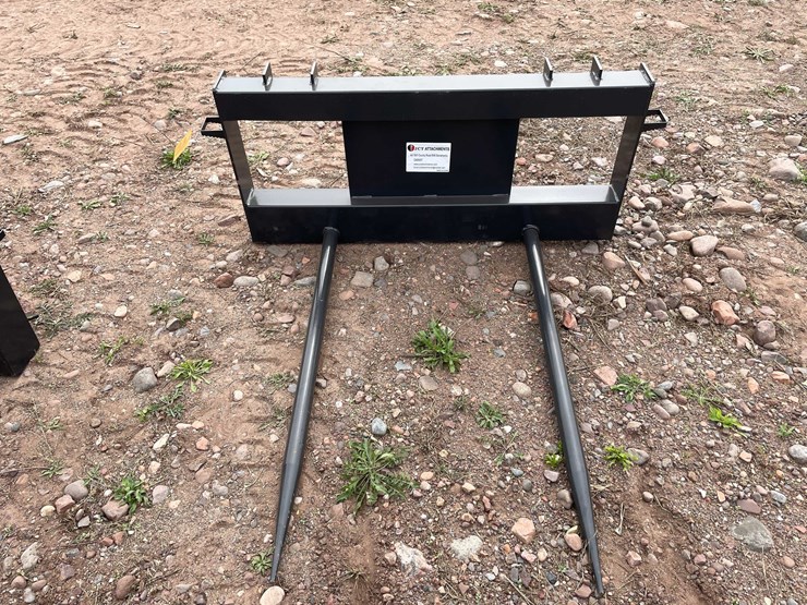 #5182-•-2026-jct-bale-spear-attachment-image-1