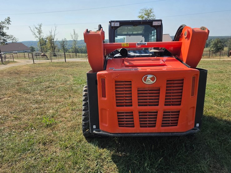 2024-kubota-svl97-2-image-7