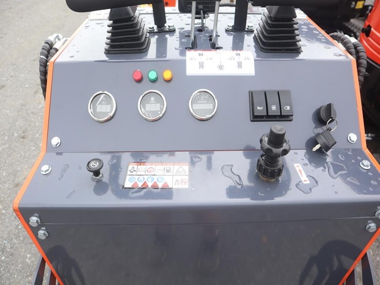 tpm-t460-pro-stand-on-skid-steer-loader-image-9