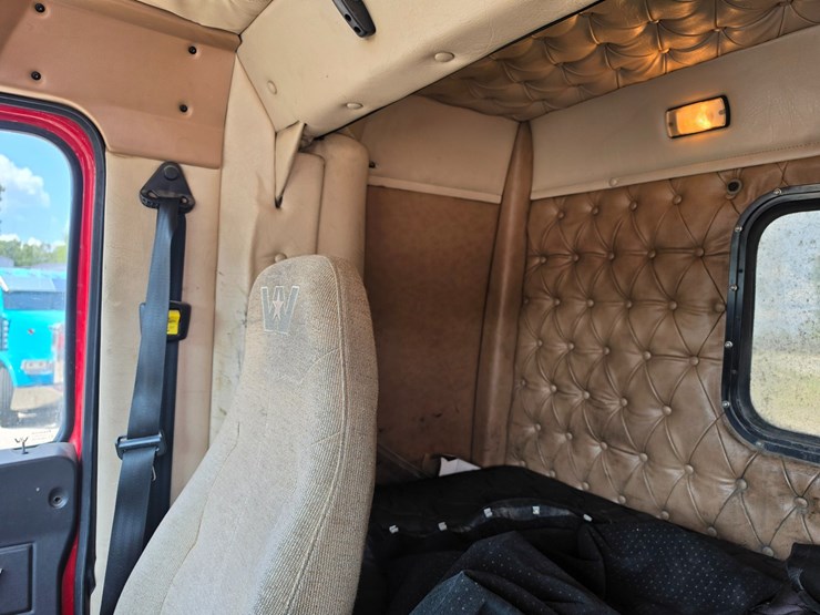 2012-western-star-4900-image-71
