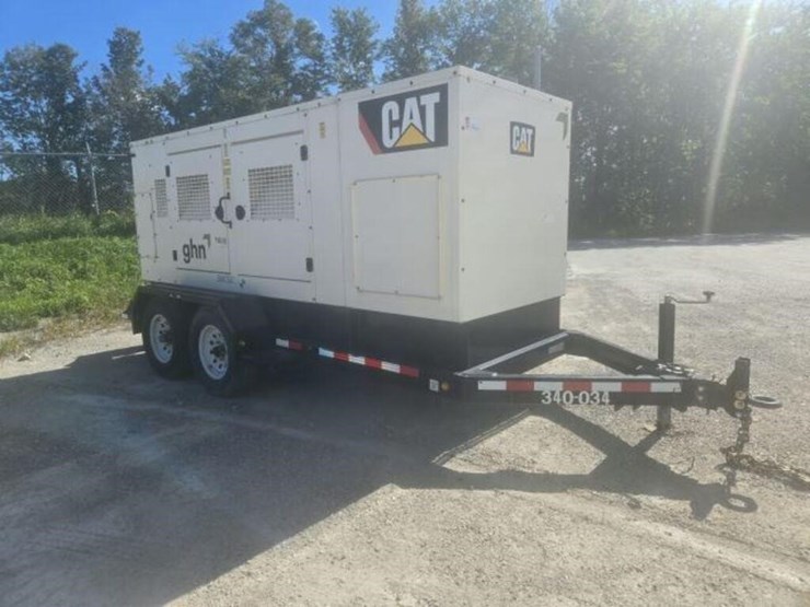 2019-caterpillar-xq230-image-9