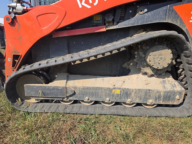 2024-kubota-svl97-2-image-50