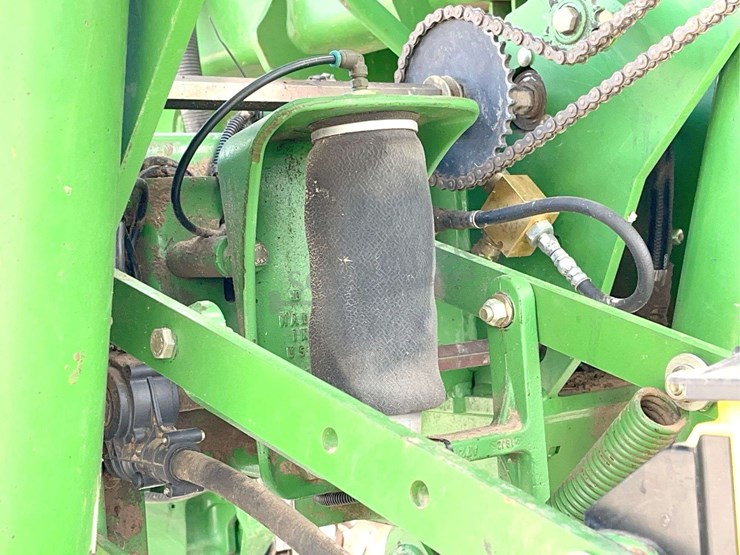 john-deere-1790-image-46