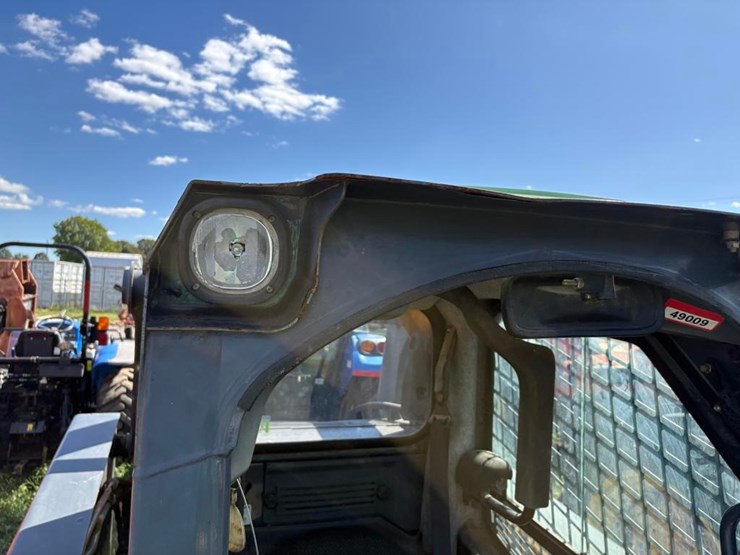 deere-328d-image-14