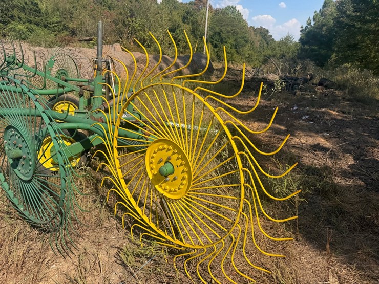john-deere-702-image-32