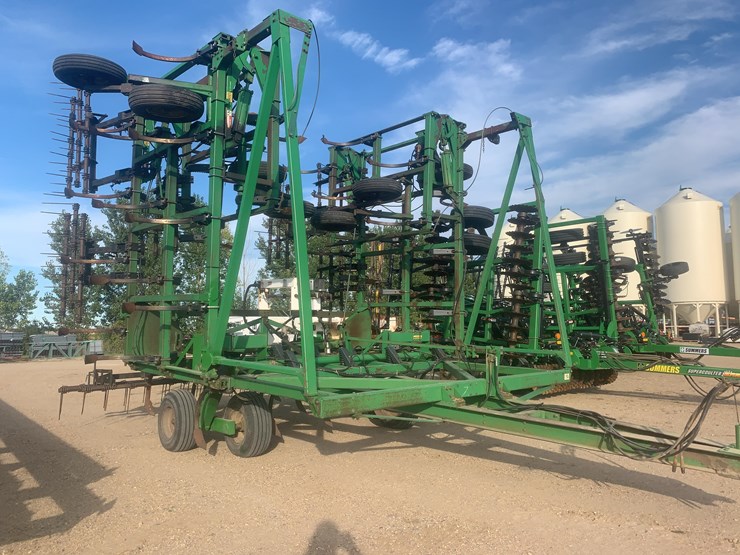 john-deere-1650-image-3