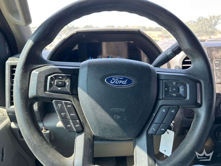 2021-ford-f450-image-14