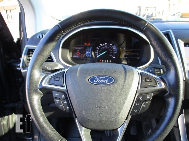 2019-ford-edge-sel-image-11