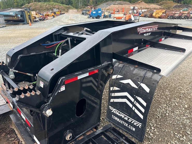 2024-towmaster-t-110dtg-image-18