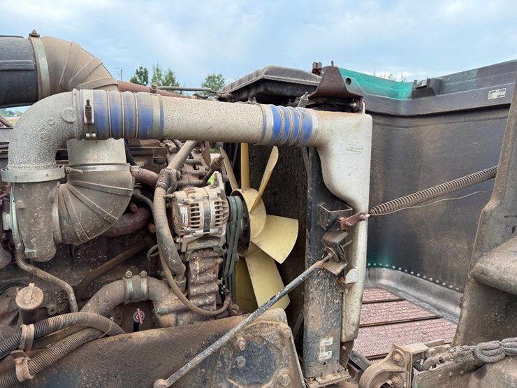 1996-peterbilt-378-image-51