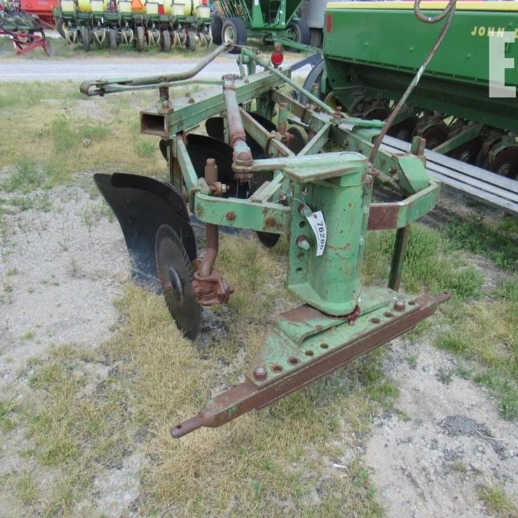 JOHN DEERE PLOW 76286