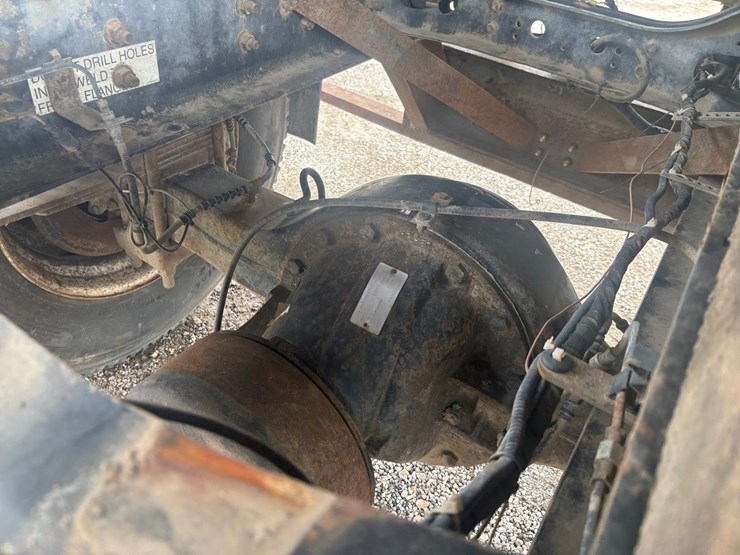 2002-international-durastar-4300-image-81