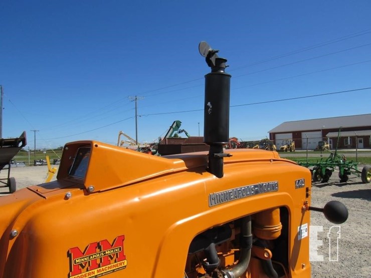 minneapolis-moline-445-image-16
