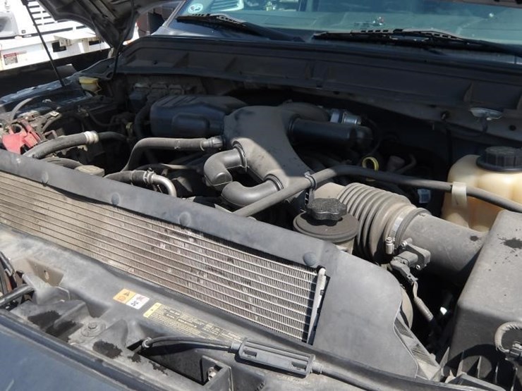 2016-ford-f550-image-7