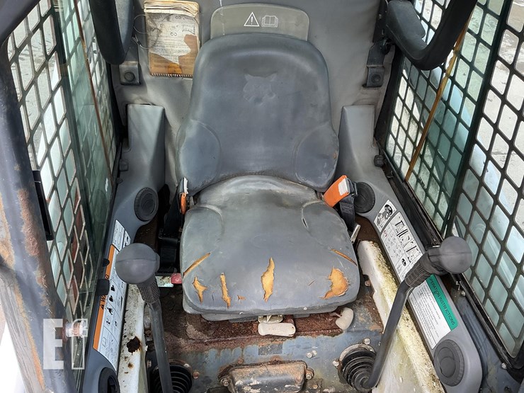 2002-bobcat-753-image-12