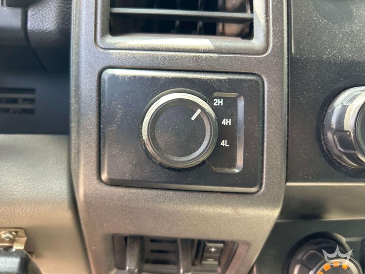 2022-ford-f450-image-16