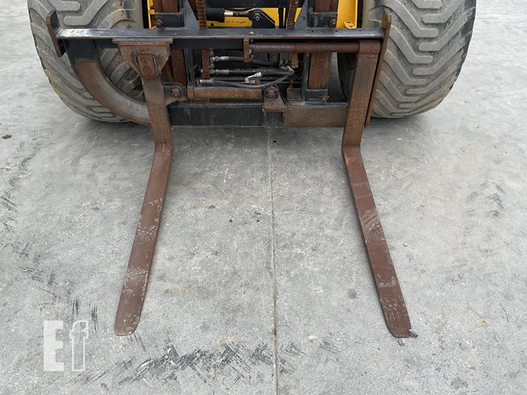 2019-load-lifter-2214-5e-image-9