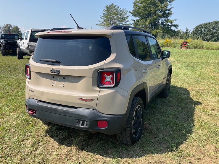 2015-jeep-renegade-image-6