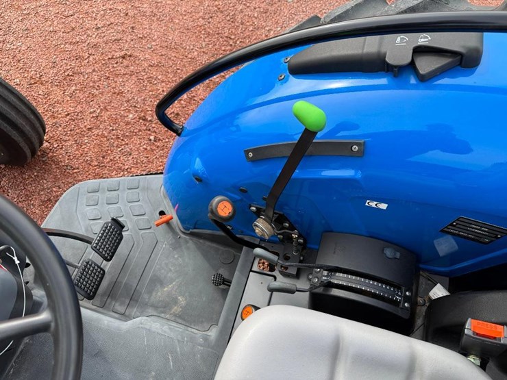 new-holland-tn60a-image-53