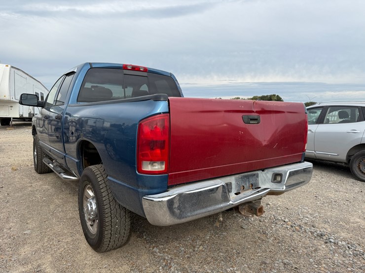 2006-dodge-3500-image-4