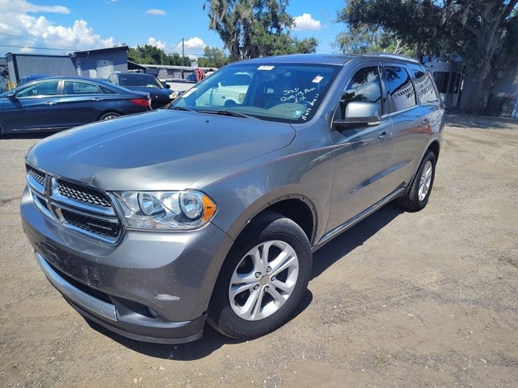 2011-dodge-durango-image-2