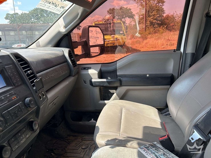 2021-ford-f450-image-20