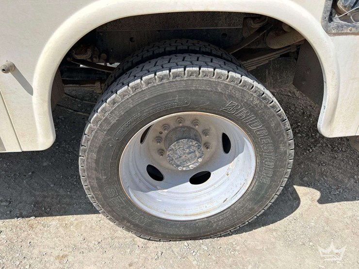 2022-ford-f450-image-36