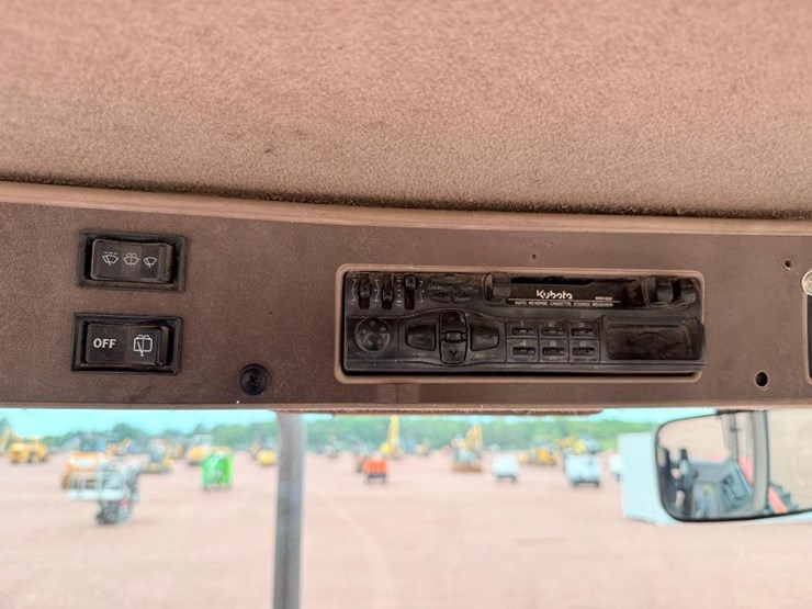 kubota-m120-image-49