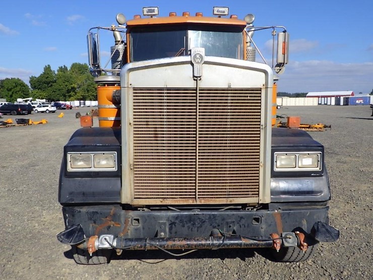 1985-kenworth-w900-image-8