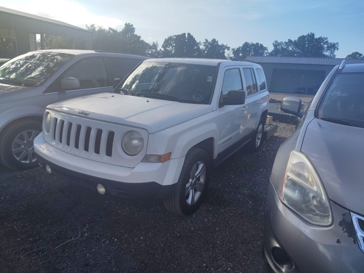 2014-jeep-patriot-image-2