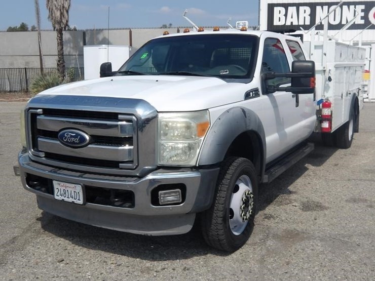 2011-ford-f550-image-1