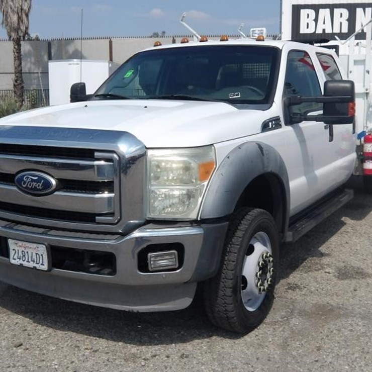 2011 FORD F550