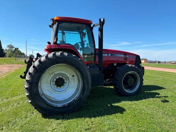 case-ih-mx270-image-4