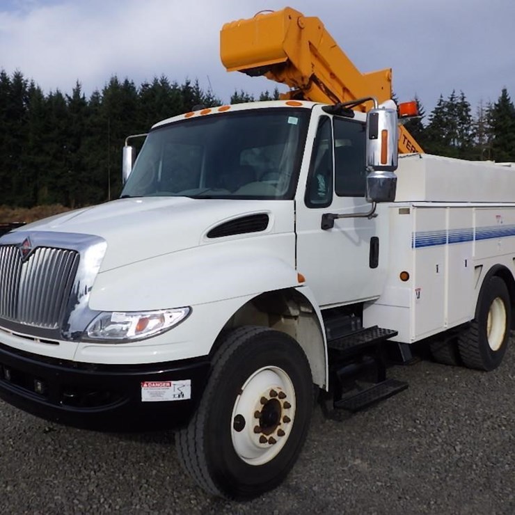 2010 INTERNATIONAL 4400 SBA