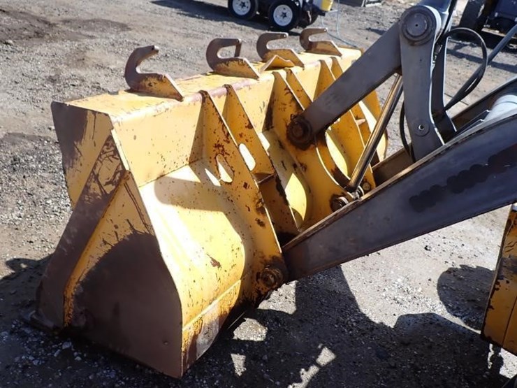2012-deere-310sj-image-8