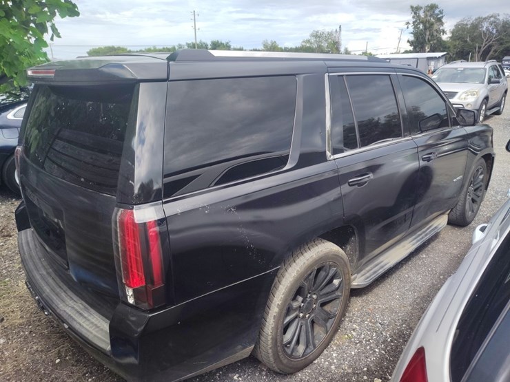 2015-gmc-yukon-image-4