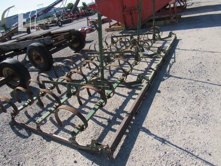 john-deere-spring-tooth-image-4