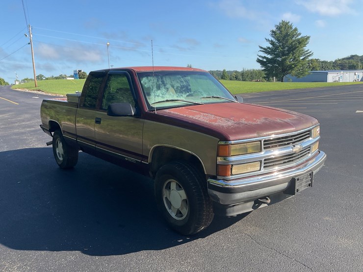 1997-chevrolet-k1500-image-3