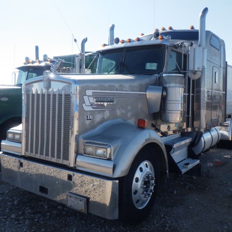 2000 KENWORTH W900L