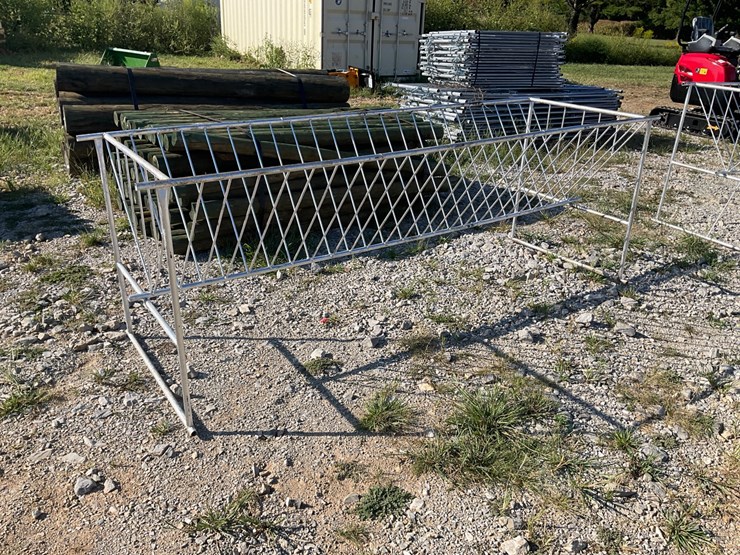 #54-•-8ft-galvanized-standup-hay-feeder-image-3