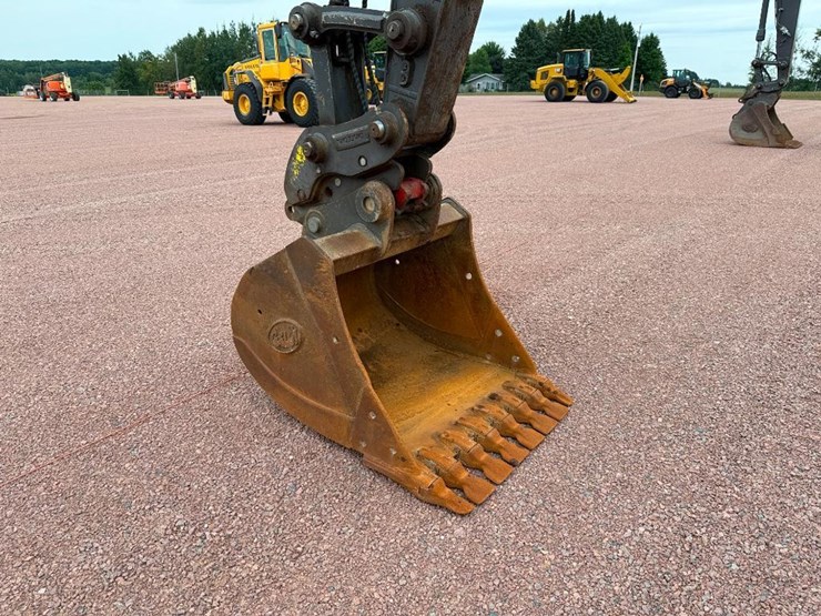 volvo-ecr145el-image-38