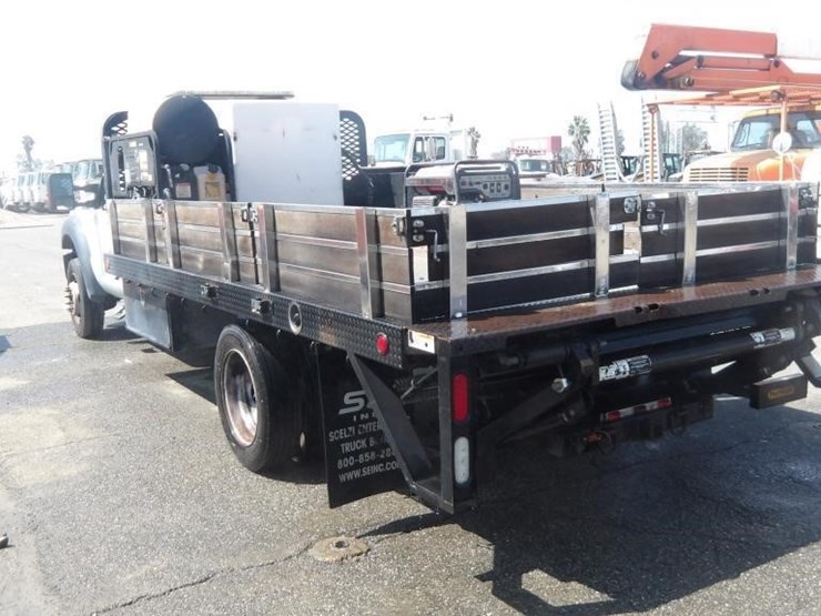 2016-ford-f550-image-4